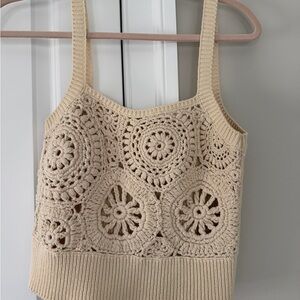 Cropped crochet tank top in silk-cotton blend